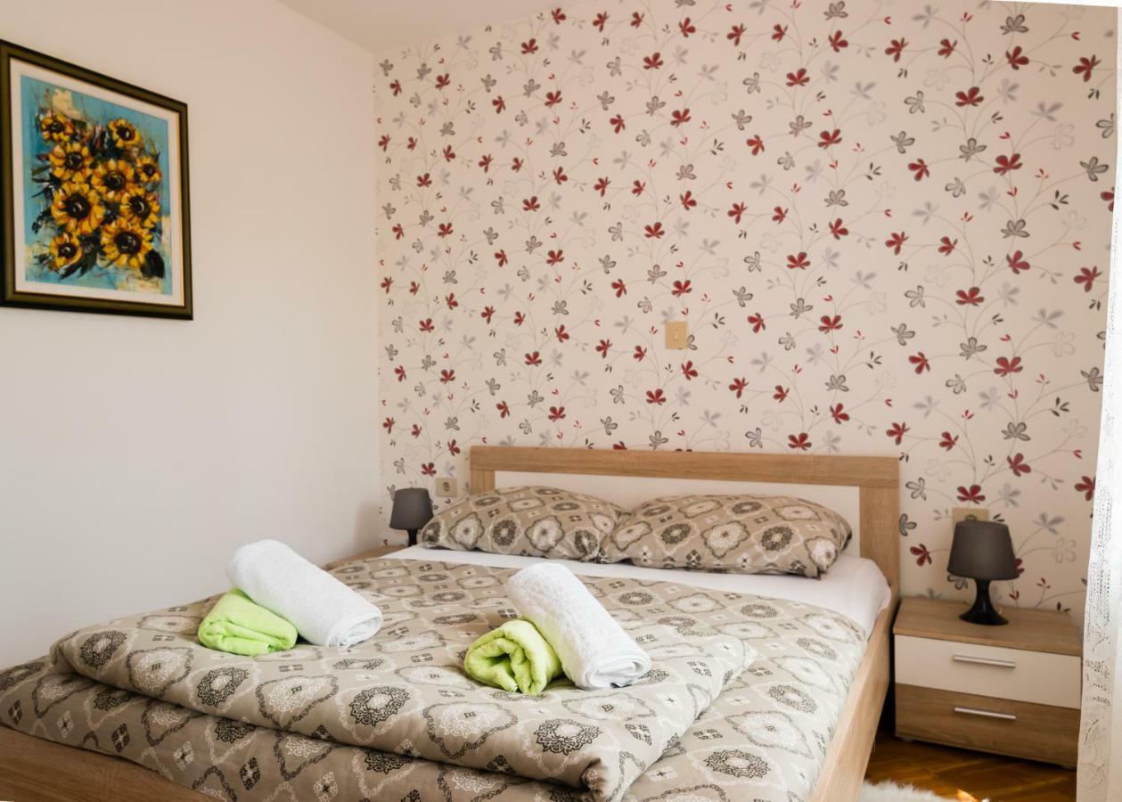 Apartments Alma Crveni Vrh Eksteriør bilde
